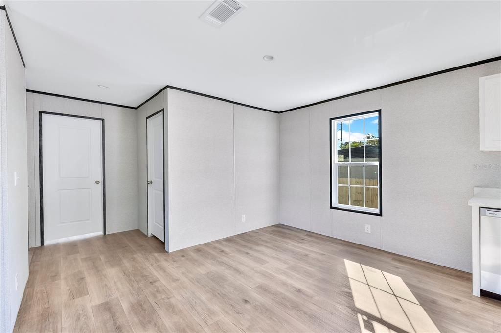 На продажу: $290,000 (3 спален, 2 ванн, 1494 Квадратных фут)