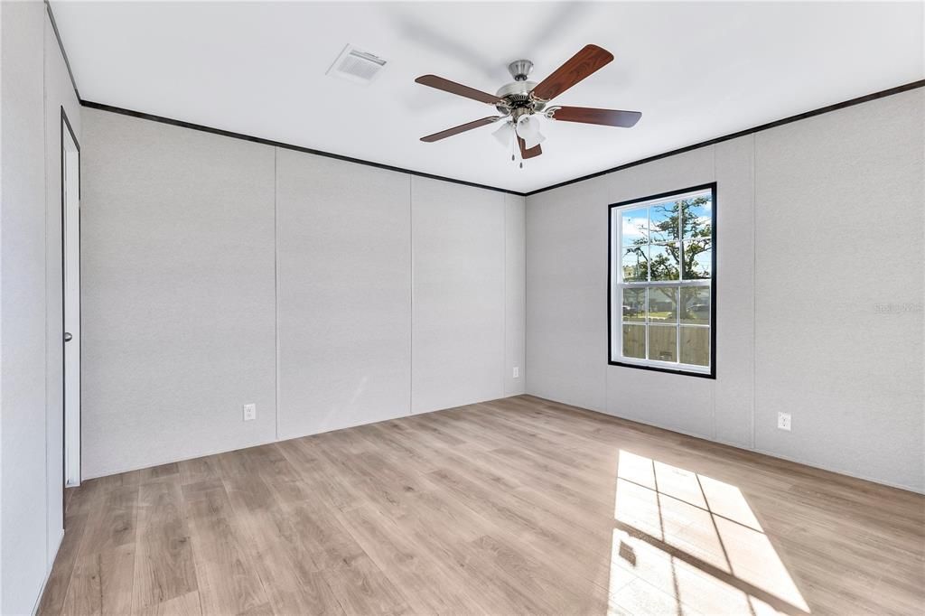 На продажу: $290,000 (3 спален, 2 ванн, 1494 Квадратных фут)