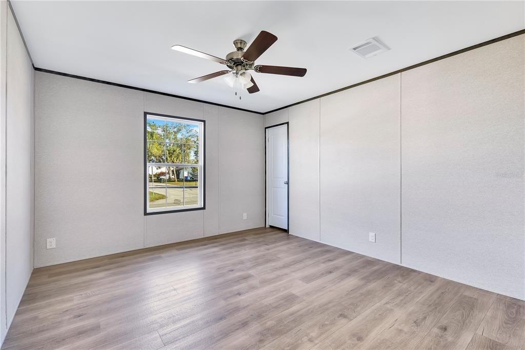 На продажу: $290,000 (3 спален, 2 ванн, 1494 Квадратных фут)