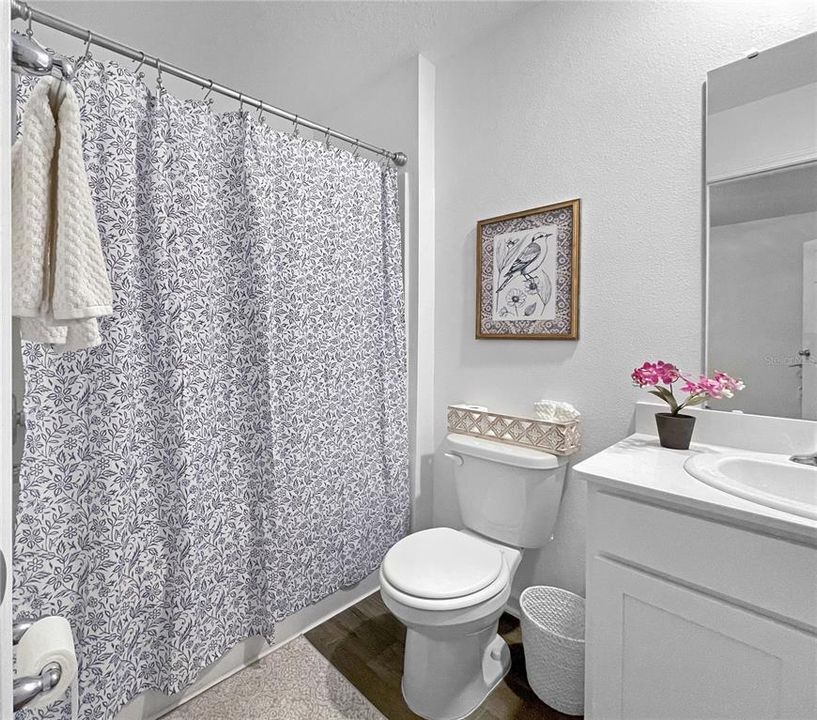 For Sale: $239,000 (2 beds, 2 baths, 1167 Square Feet)