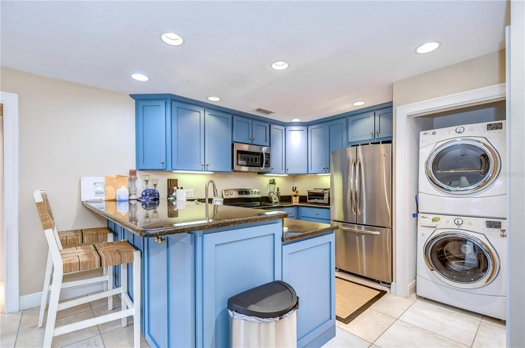 For Sale: $260,000 (3 beds, 3 baths, 1519 Square Feet)