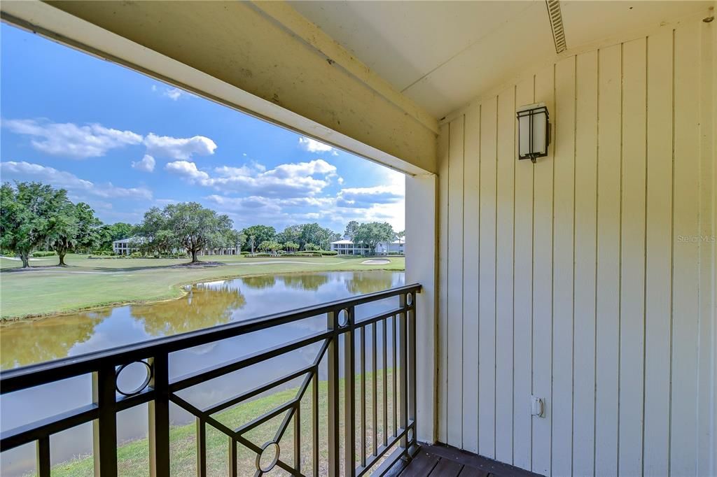 For Sale: $260,000 (3 beds, 3 baths, 1519 Square Feet)