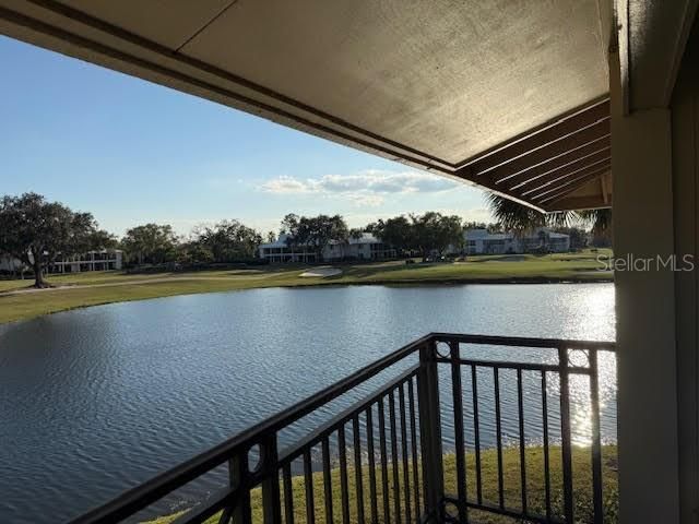 For Sale: $260,000 (3 beds, 3 baths, 1519 Square Feet)