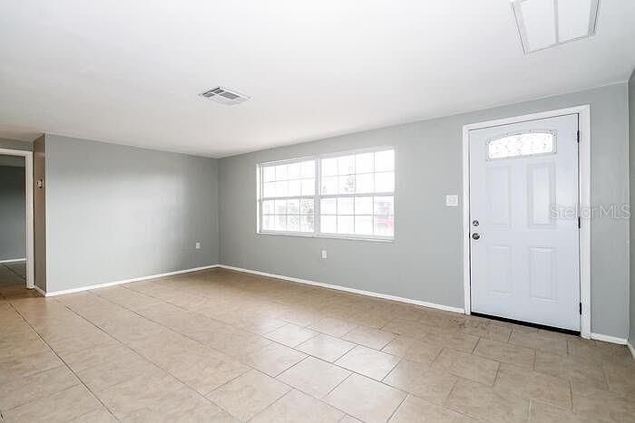 В аренду: $1,850 (2 спален, 2 ванн, 907 Квадратных фут)