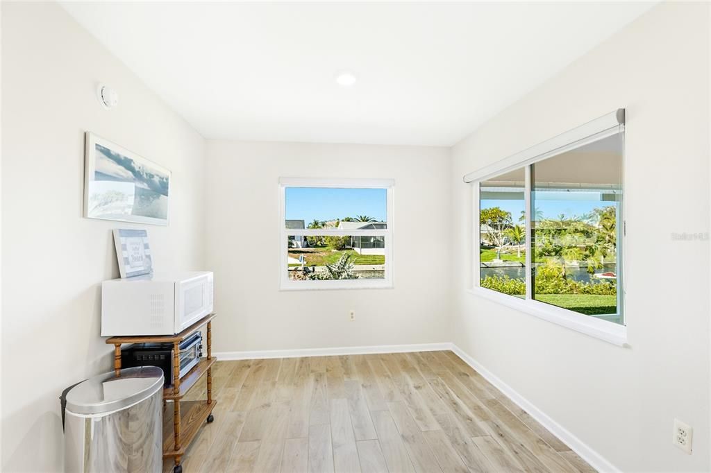 待售: $749,900 (3 贝兹, 2 浴室, 1544 平方英尺)