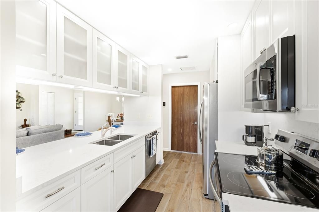 待售: $749,900 (3 贝兹, 2 浴室, 1544 平方英尺)