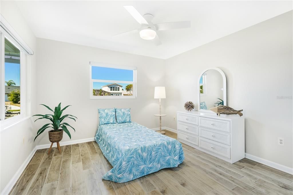 待售: $749,900 (3 贝兹, 2 浴室, 1544 平方英尺)