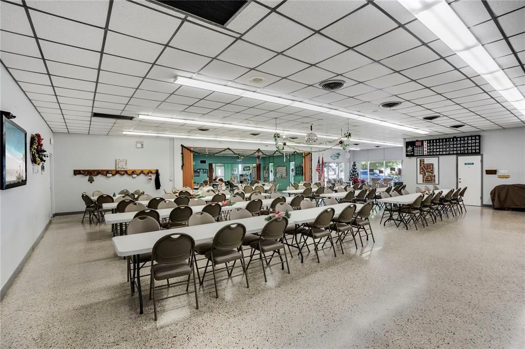 For Sale: $124,900 (2 beds, 2 baths, 960 Square Feet)