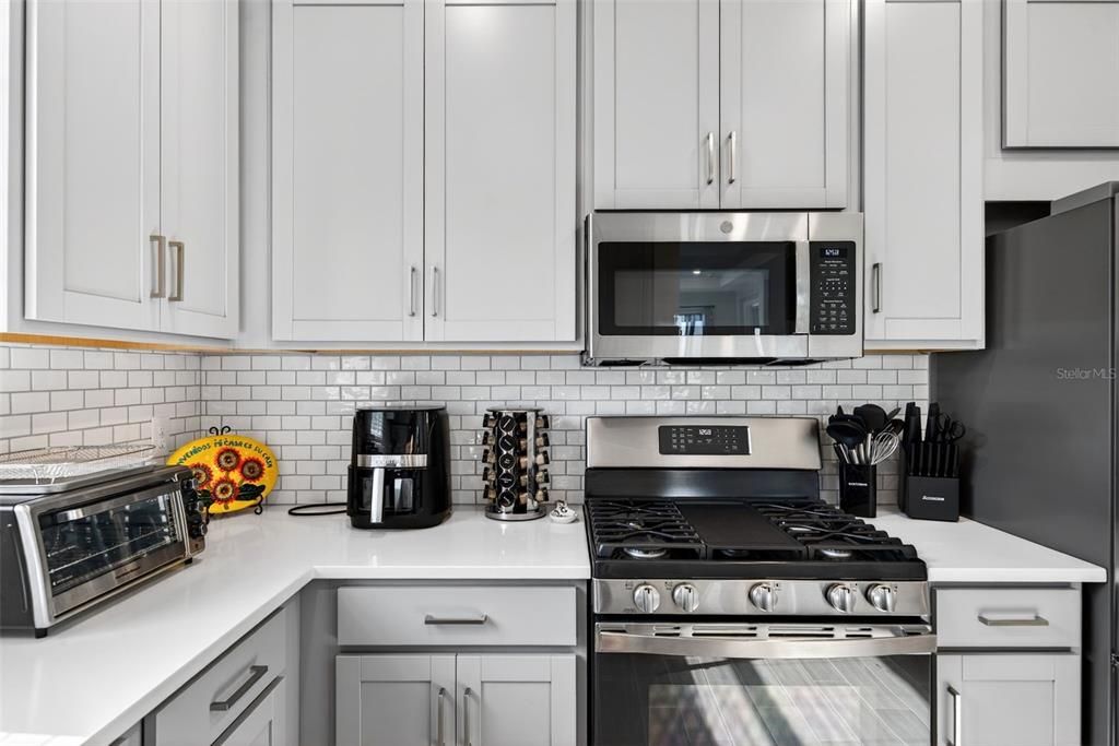 待售: $675,000 (2 贝兹, 2 浴室, 1689 平方英尺)