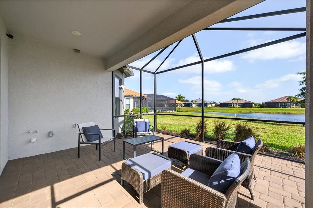 待售: $675,000 (2 贝兹, 2 浴室, 1689 平方英尺)