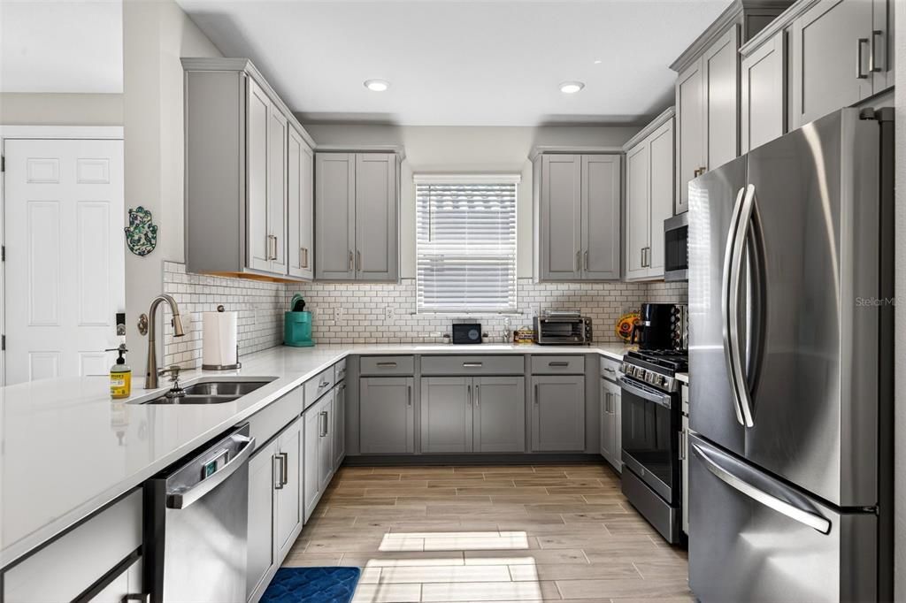 待售: $675,000 (2 贝兹, 2 浴室, 1689 平方英尺)