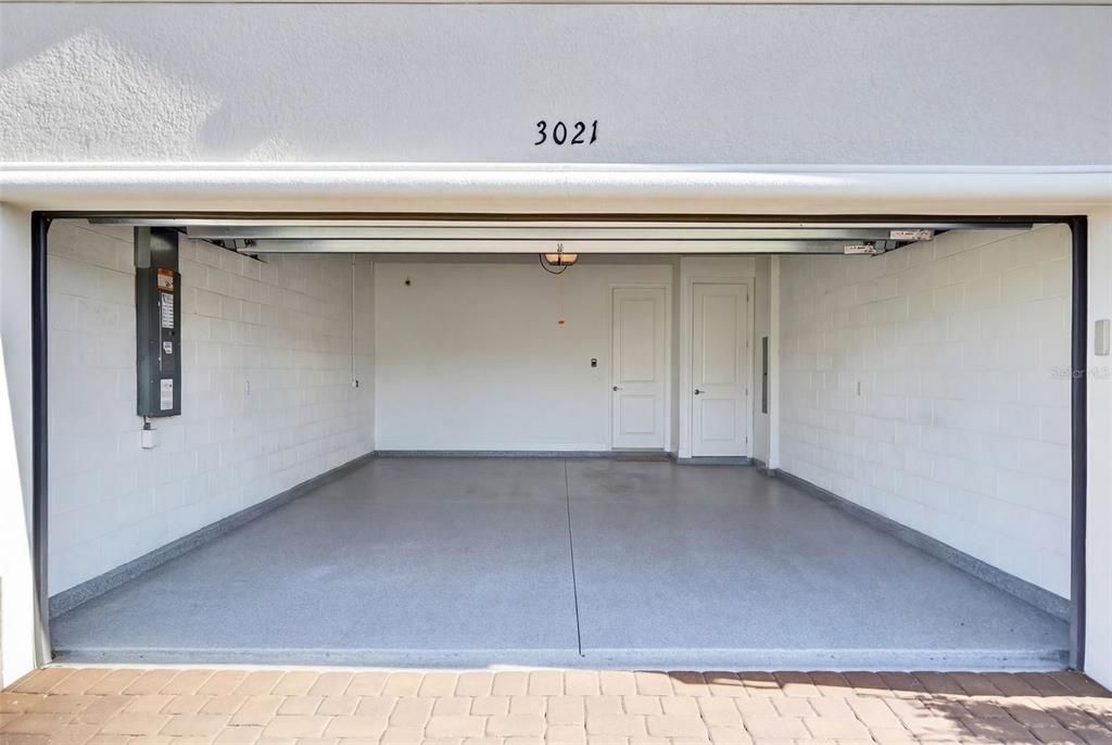 待售: $675,000 (2 贝兹, 2 浴室, 1689 平方英尺)