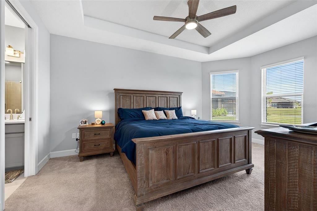 待售: $675,000 (2 贝兹, 2 浴室, 1689 平方英尺)