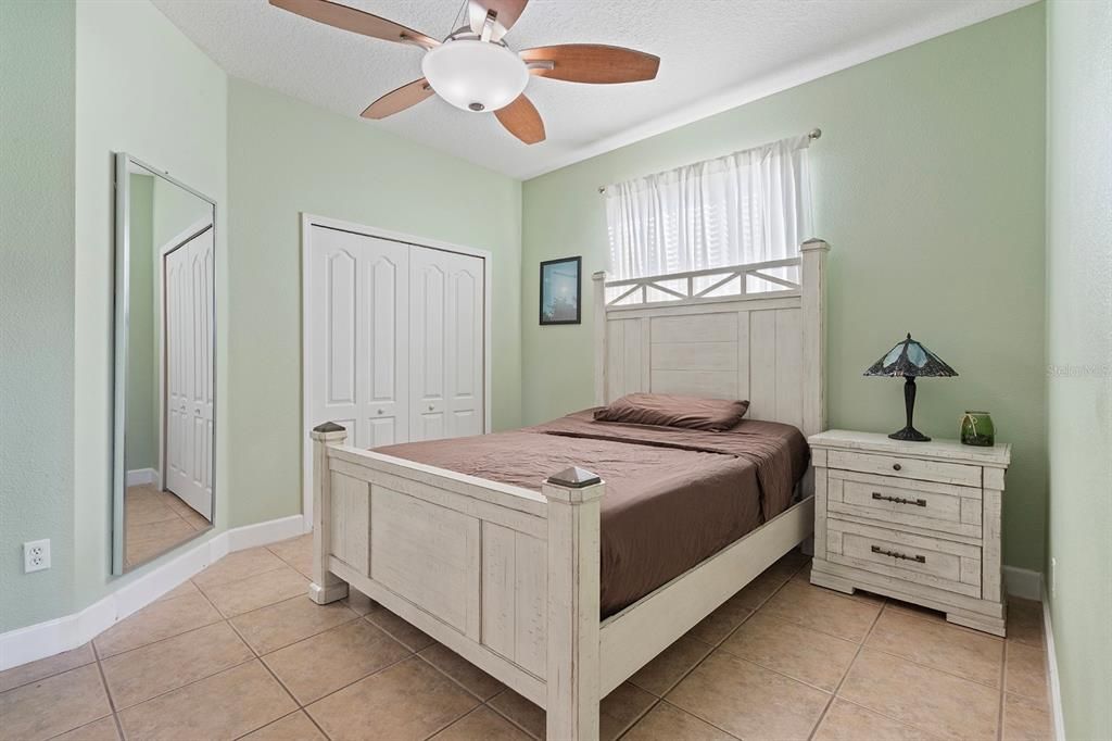 En Venta: $775,000 (5 camas, 3 baños, 3138 Pies cuadrados)