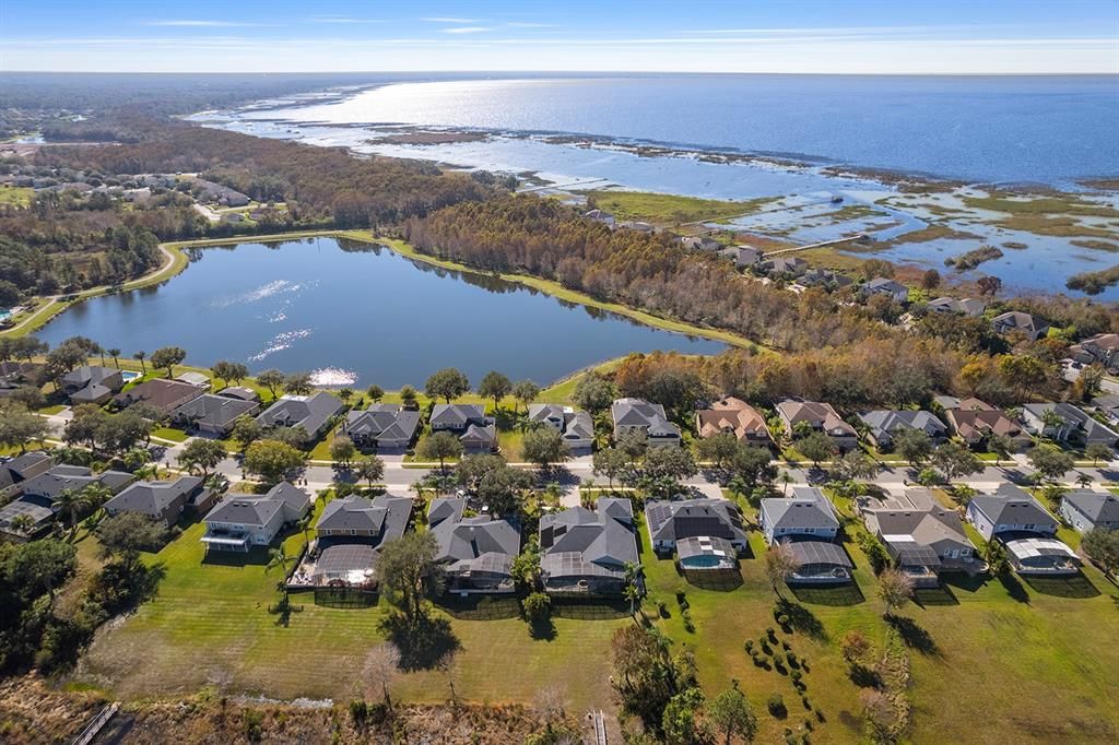 En Venta: $775,000 (5 camas, 3 baños, 3138 Pies cuadrados)