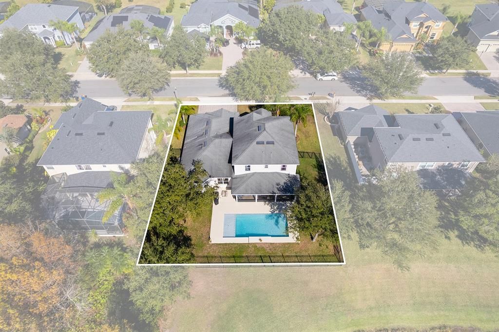 En Venta: $775,000 (5 camas, 3 baños, 3138 Pies cuadrados)