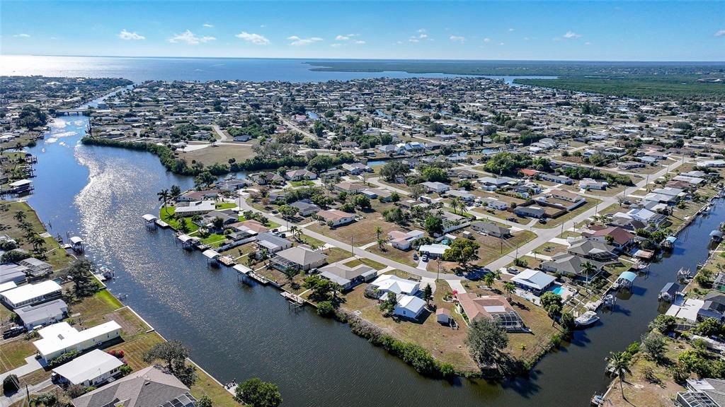 На продажу: $289,900 (3 спален, 2 ванн, 1603 Квадратных фут)