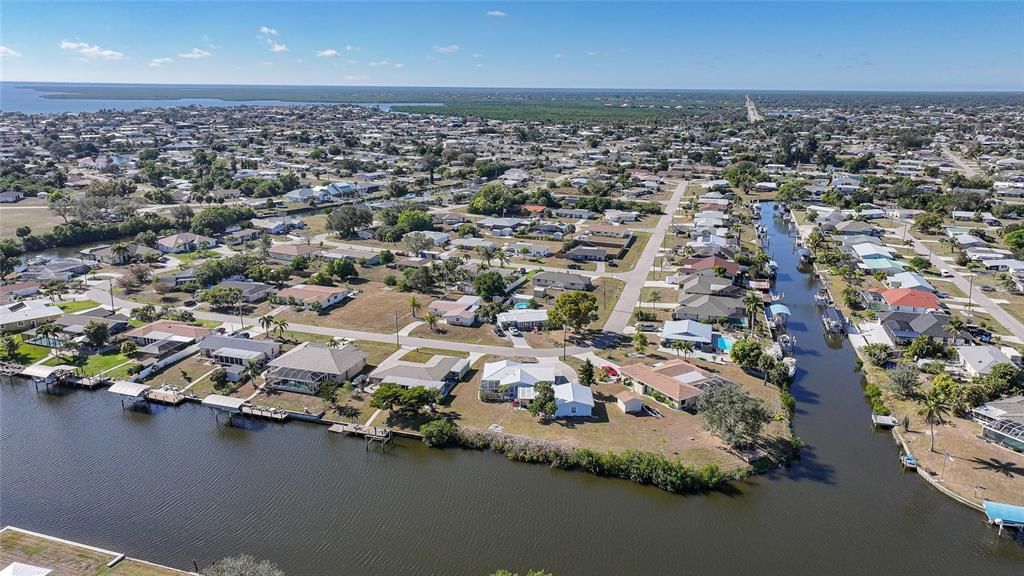 На продажу: $289,900 (3 спален, 2 ванн, 1603 Квадратных фут)