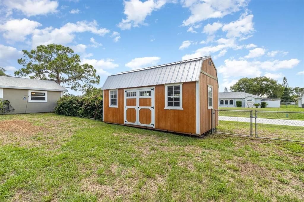 For Sale: $285,000 (3 beds, 2 baths, 1025 Square Feet)