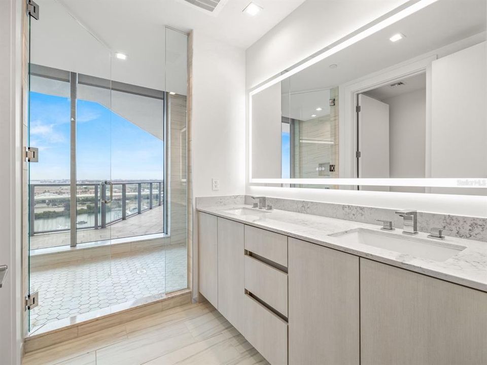 For Rent: $6,995 (3 beds, 3 baths, 1806 Square Feet)