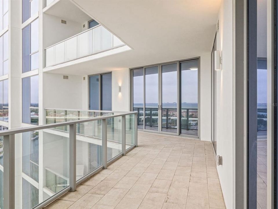 For Rent: $6,995 (3 beds, 3 baths, 1806 Square Feet)