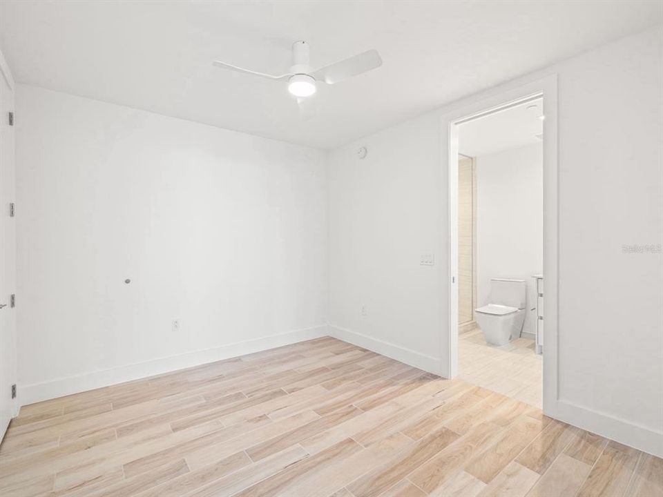 For Rent: $6,995 (3 beds, 3 baths, 1806 Square Feet)