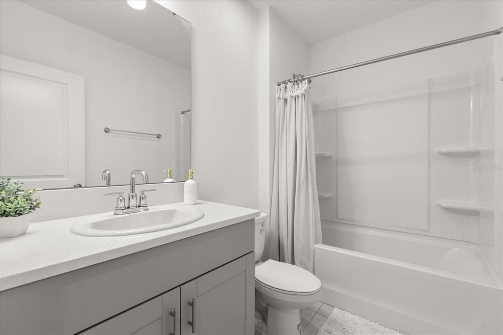 En Renta: $2,600 (4 camas, 3 baños, 2091 Pies cuadrados)