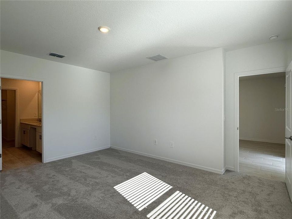 В аренду: $2,900 (5 спален, 2 ванн, 2389 Квадратных фут)