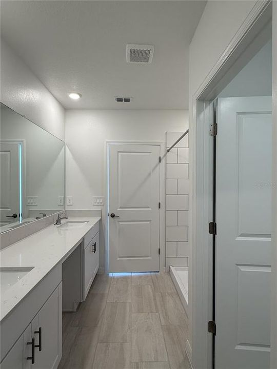 В аренду: $2,900 (5 спален, 2 ванн, 2389 Квадратных фут)