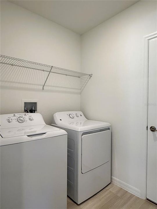 В аренду: $2,900 (5 спален, 2 ванн, 2389 Квадратных фут)