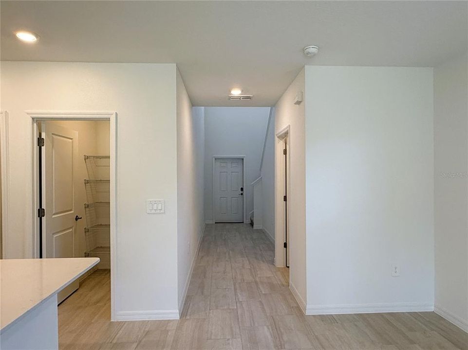 В аренду: $2,900 (5 спален, 2 ванн, 2389 Квадратных фут)