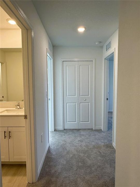 В аренду: $2,900 (5 спален, 2 ванн, 2389 Квадратных фут)