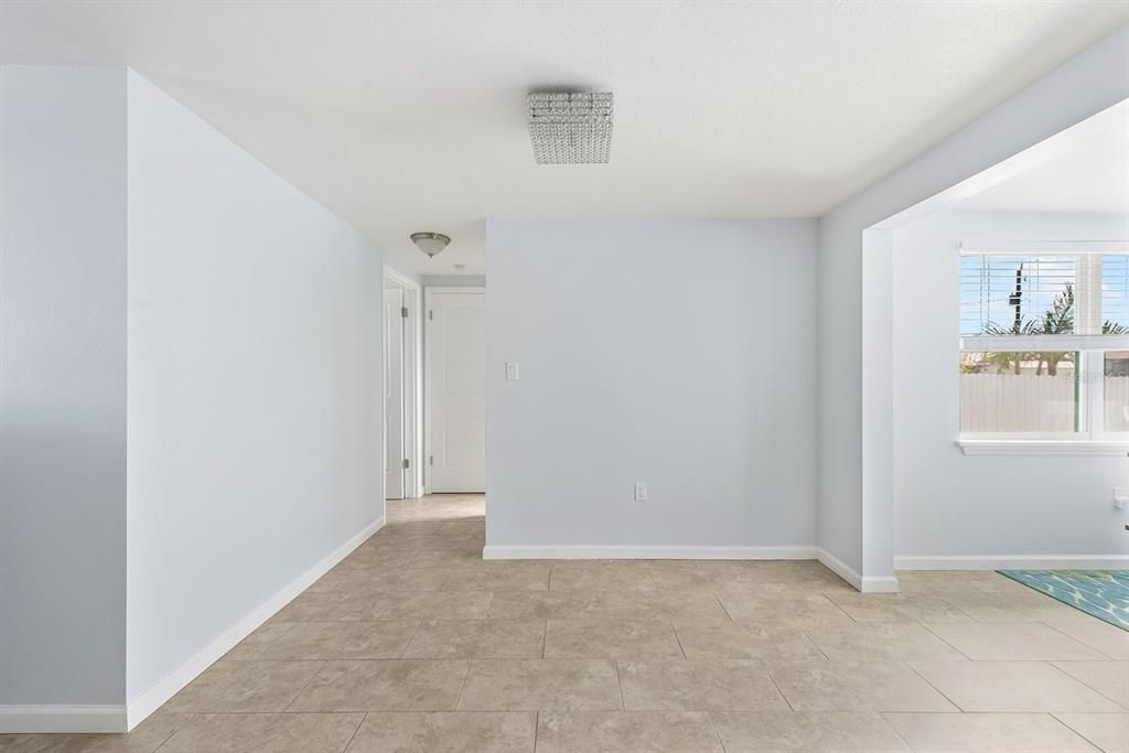 待售: $424,900 (2 贝兹, 2 浴室, 1144 平方英尺)