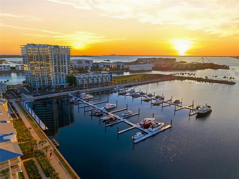 На продажу: $1,350,000 (3 спален, 3 ванн, 2098 Квадратных фут)