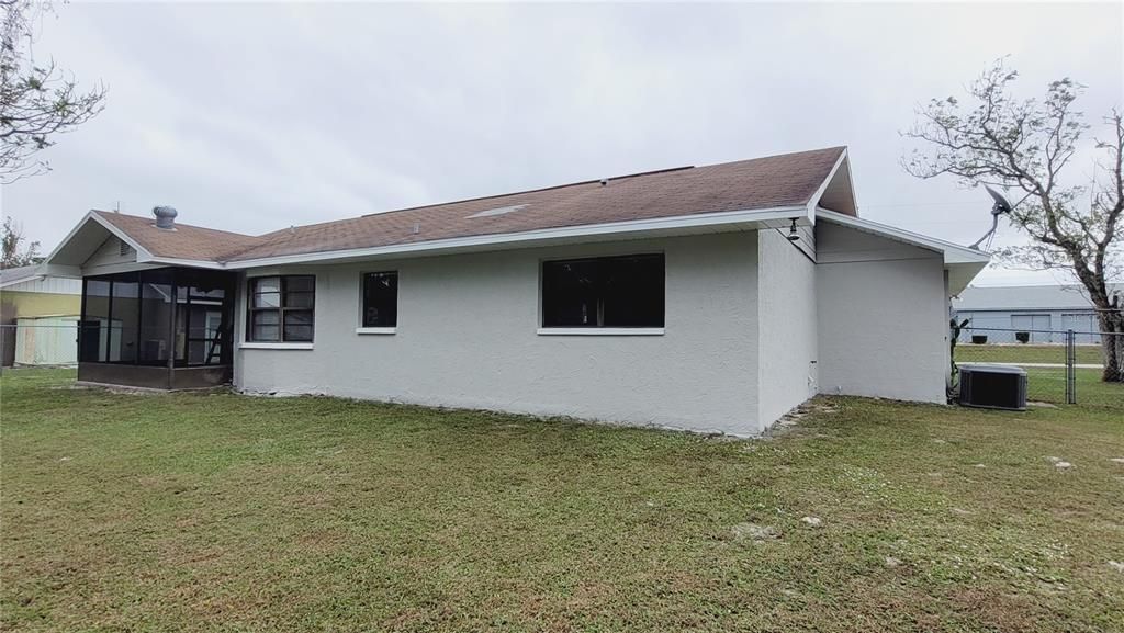 For Rent: $1,695 (2 beds, 2 baths, 1123 Square Feet)