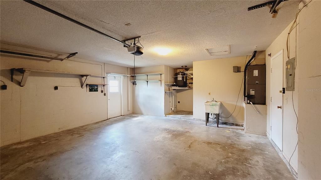 For Rent: $1,695 (2 beds, 2 baths, 1123 Square Feet)