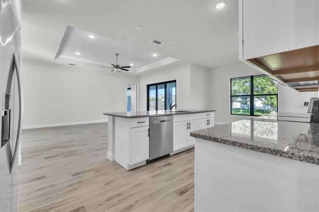 For Sale: $484,900 (3 beds, 2 baths, 2089 Square Feet)