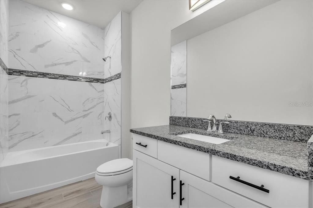 For Sale: $484,900 (3 beds, 2 baths, 2089 Square Feet)