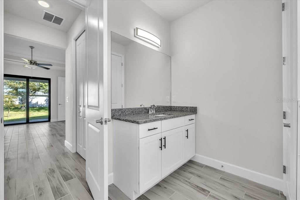 For Sale: $484,900 (3 beds, 2 baths, 2089 Square Feet)