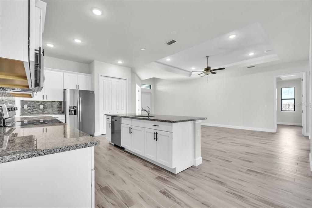 For Sale: $484,900 (3 beds, 2 baths, 2089 Square Feet)