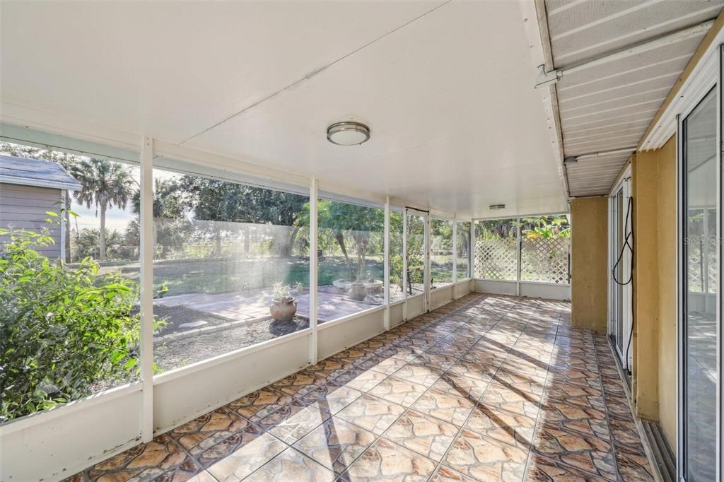 En Venta: $269,000 (3 camas, 2 baños, 1165 Pies cuadrados)