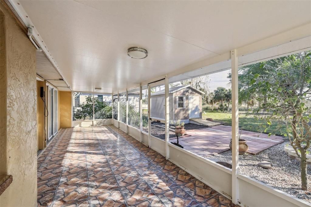 En Venta: $269,000 (3 camas, 2 baños, 1165 Pies cuadrados)