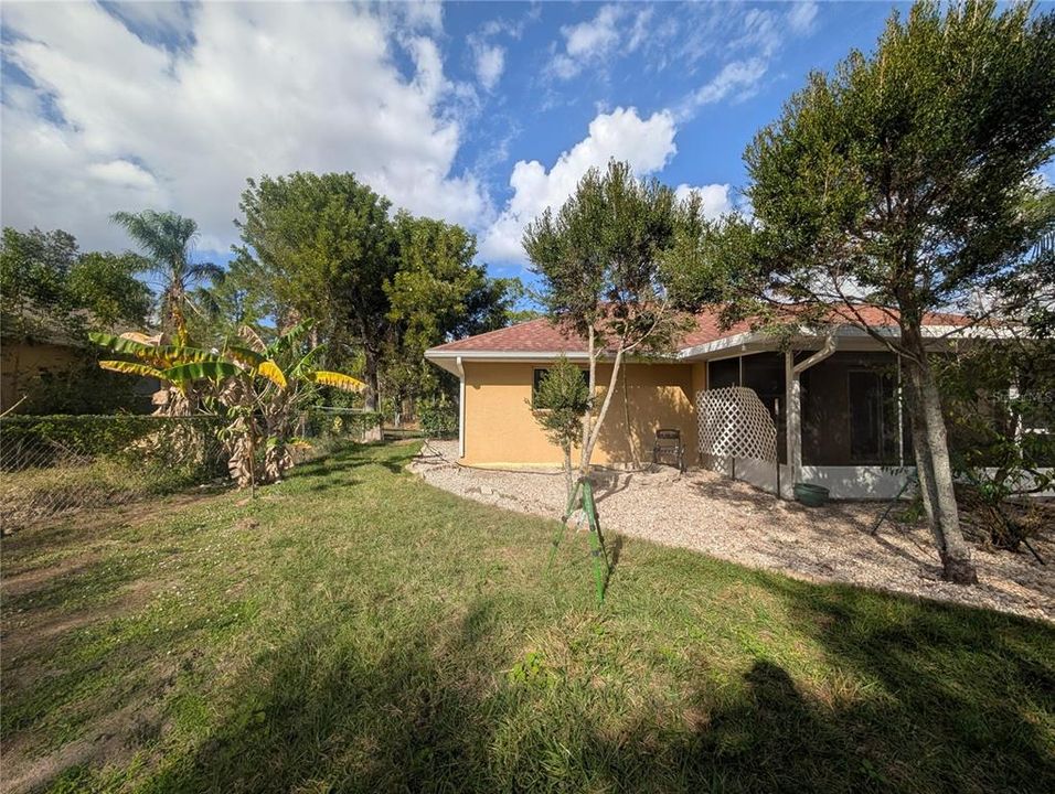 待售: $269,000 (3 贝兹, 2 浴室, 1165 平方英尺)