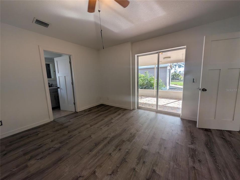 待售: $269,000 (3 贝兹, 2 浴室, 1165 平方英尺)