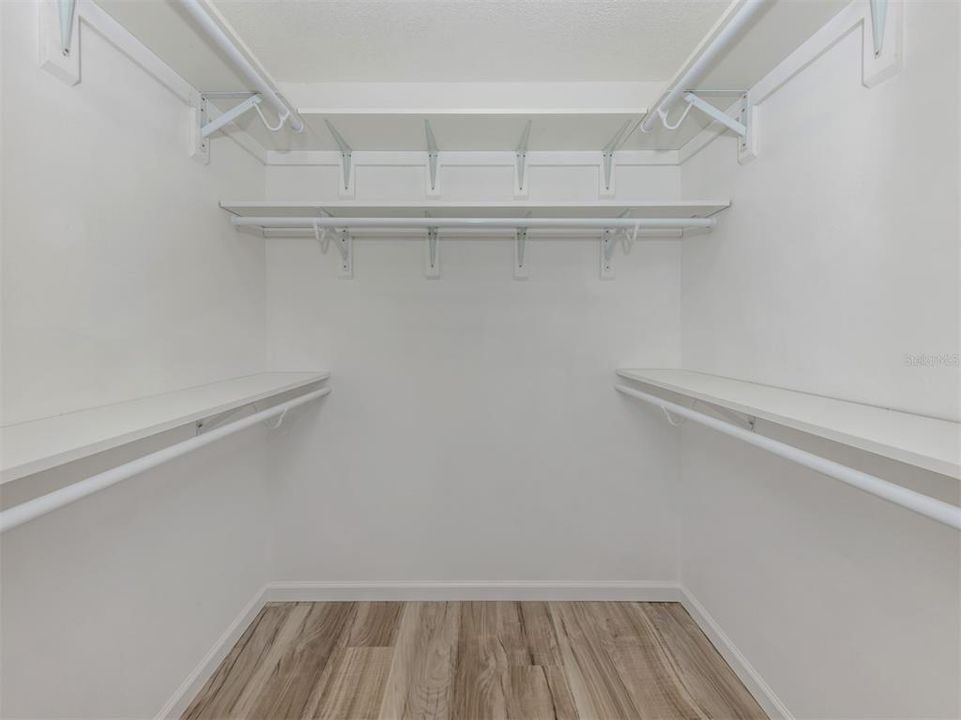 En Venta: $239,000 (2 camas, 2 baños, 1222 Pies cuadrados)