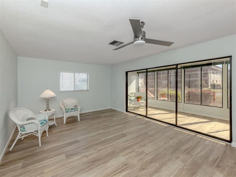 En Venta: $239,000 (2 camas, 2 baños, 1222 Pies cuadrados)