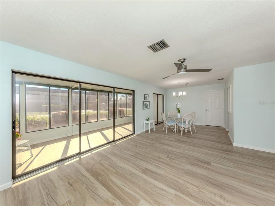 En Venta: $239,000 (2 camas, 2 baños, 1222 Pies cuadrados)