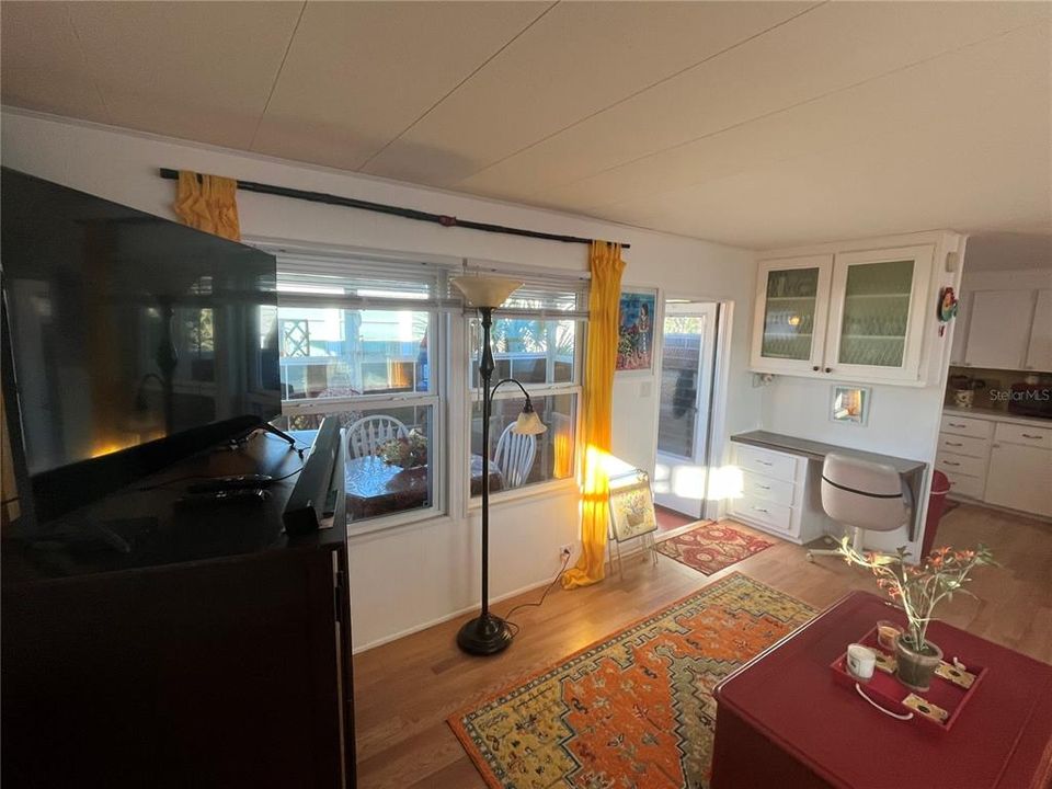 待售: $80,000 (2 贝兹, 1 浴室, 672 平方英尺)