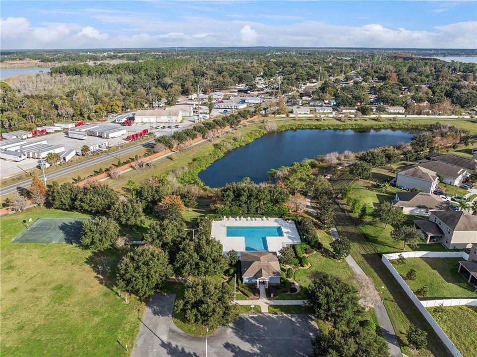 На продажу: $375,000 (5 спален, 3 ванн, 2604 Квадратных фут)