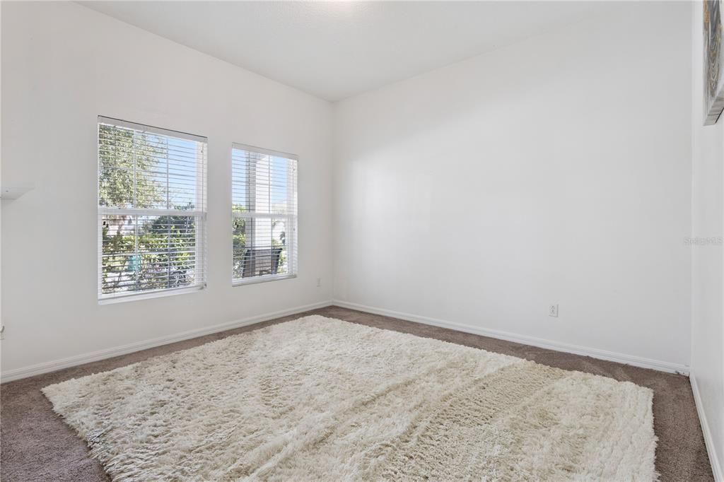 На продажу: $375,000 (5 спален, 3 ванн, 2604 Квадратных фут)